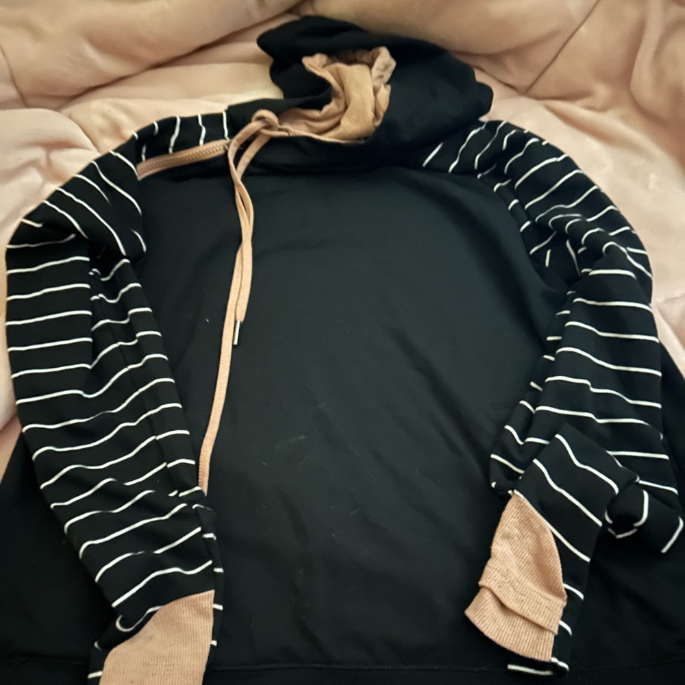Maurice’s Sweatshirt